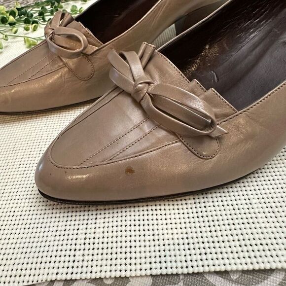 Sesto Meucci Made in Italy Dark Gray Leather Pleated Bow Low Heel Pumps 8.5M - Picture 9 of 9